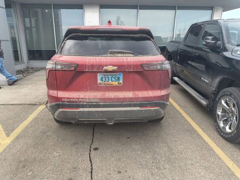 Used 2026 Chevrolet Equinox LT w/ Convenience Package II image 6