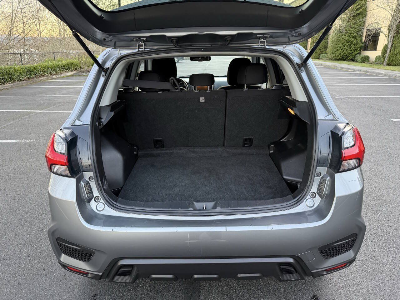 Used 2020 Mitsubishi Outlander Sport Black Edition AWD/4WD image 7