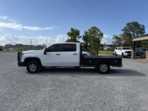 Used 2021 Chevrolet Silverado 2500 W/T w/ WT Convenience Package AWD/4WD image 3