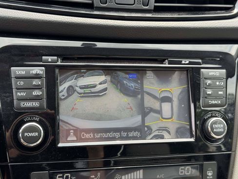Used 2018 Nissan Rogue Sport SL AWD/4WD image 25
