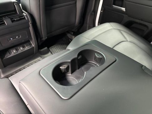 Used 2025 Land Rover Defender 110 S image 26