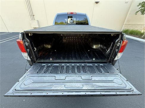 Used 2012 Toyota Tundra 4x4 Double Cab image 23