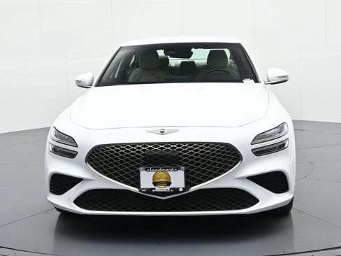 Used 2023 Genesis G70 2.0T image 3