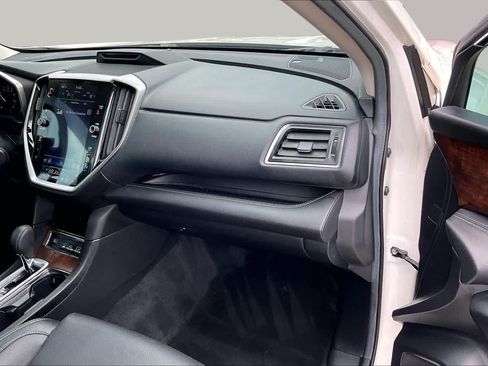 Used 2024 Subaru Ascent Touring w/ Popular Package #2 AWD/4WD image 19