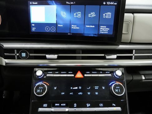 Used 2025 Hyundai Santa Fe SEL image 20