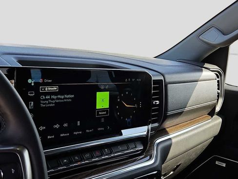 Used 2024 Chevrolet Silverado 1500 LT Trail Boss w/ Convenience Package II AWD/4WD image 24