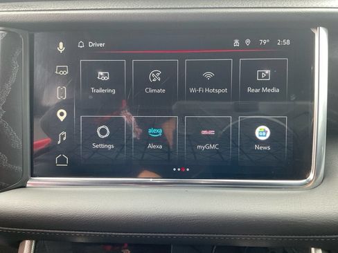 Used 2024 GMC Yukon XL Denali w/ Advanced Technology Package AWD/4WD image 18
