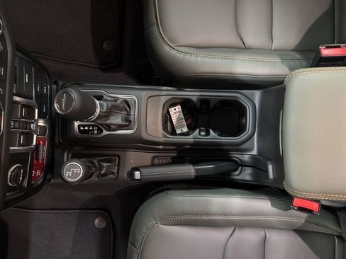 New 2026 Jeep Gladiator Mojave w/ Safety Group AWD/4WD image 32