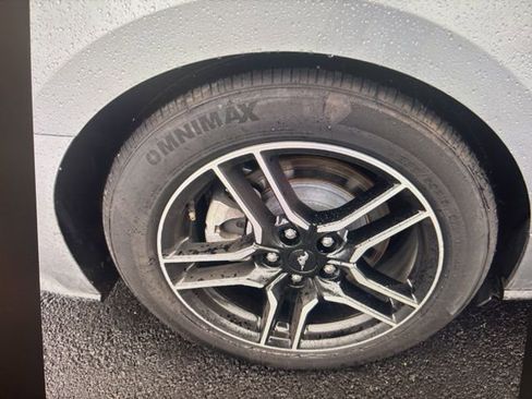 Used 2023 Ford Mustang Premium image 19