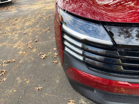 New 2026 Nissan Kicks SR w/ SR Premium Package image 10