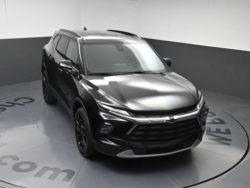 Used 2024 Chevrolet Blazer LT w/ Convenience Package FWD image 31