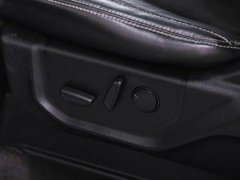 Used 2019 Ford F150 Lariat image 28