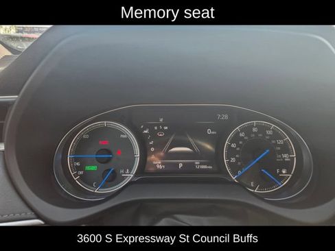 Used 2021 Toyota Venza XLE w/ Softex Package AWD/4WD image 17