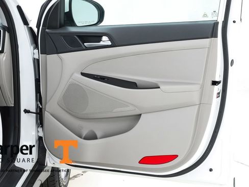 Used 2021 Hyundai Tucson SE FWD image 31