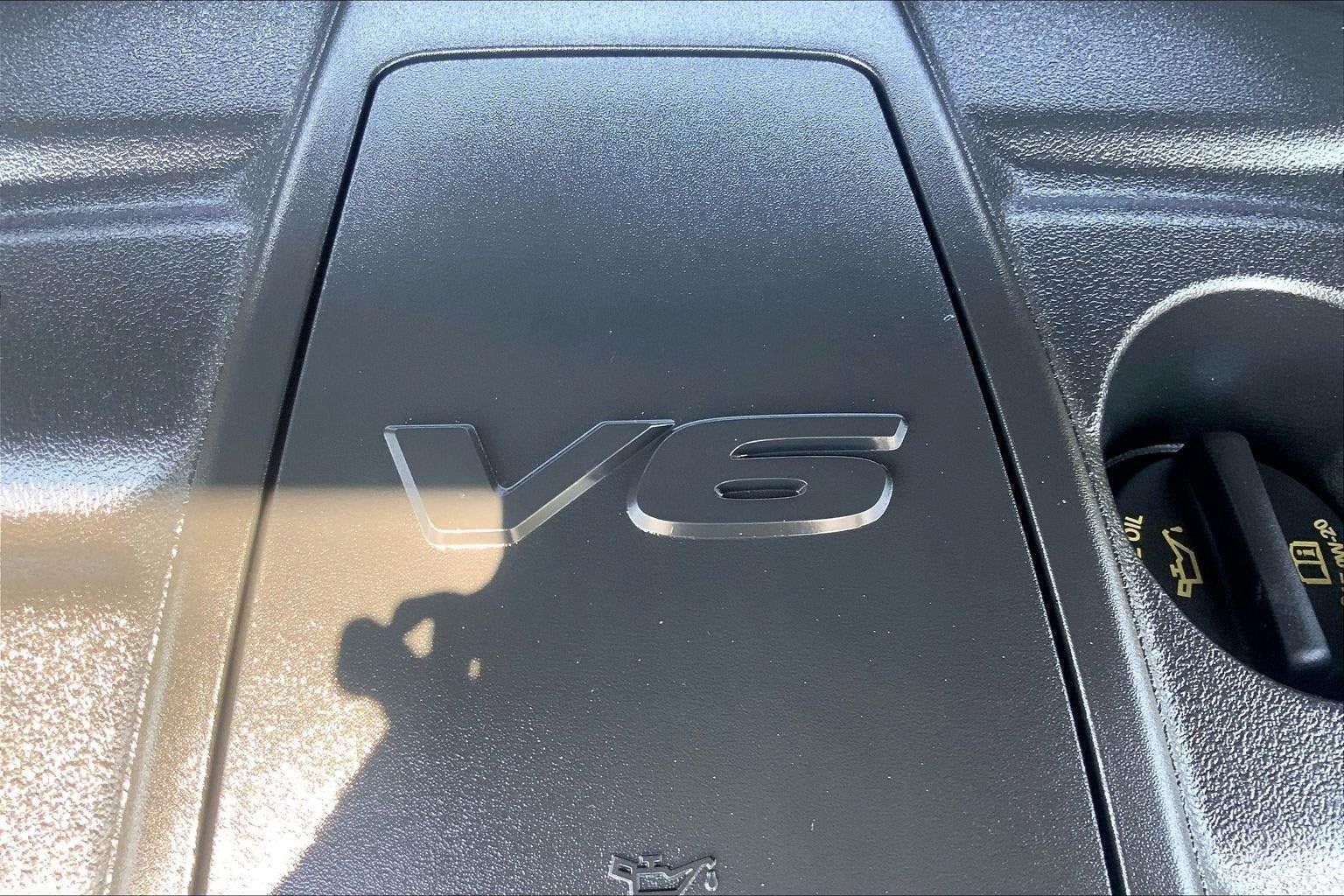 Used 2021 Jeep Grand Cherokee Summit AWD/4WD image 32