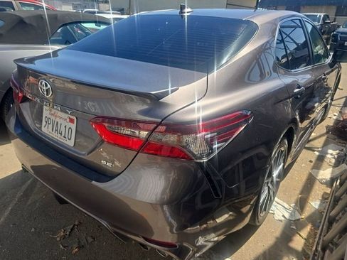 Used 2024 Toyota Camry SE FWD image 2