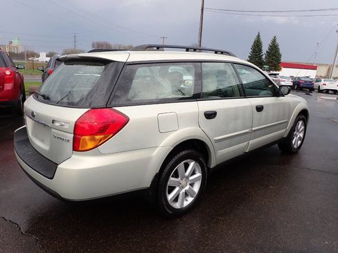 Used 2007 Subaru Outback 2.5i image 6