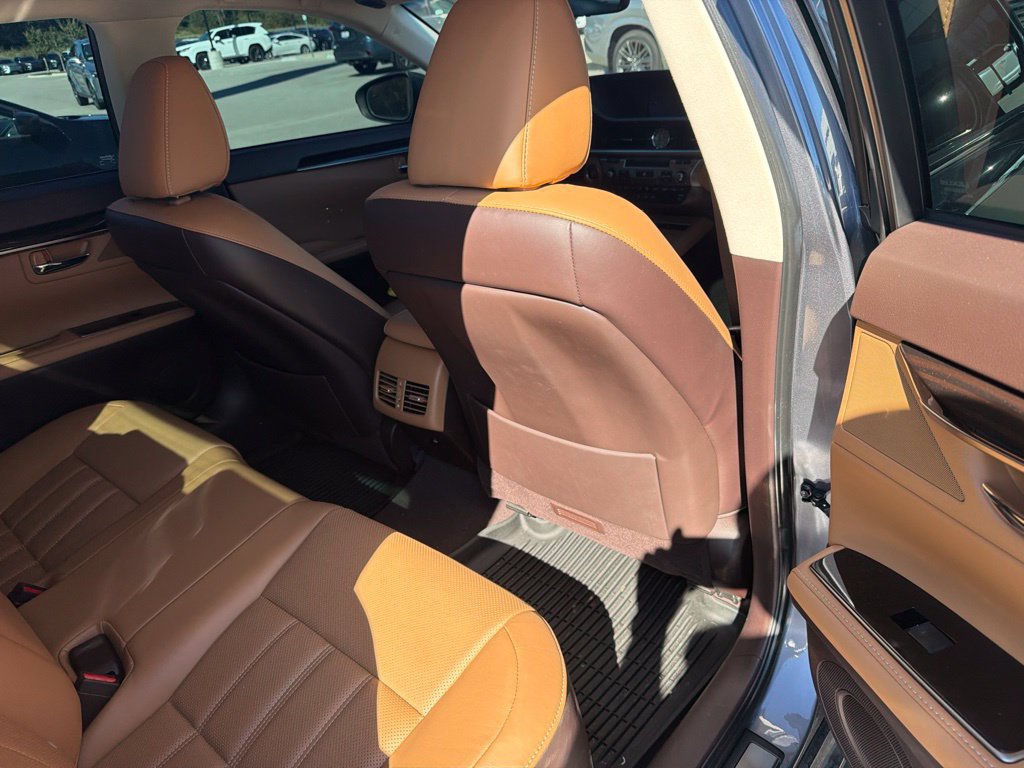 Used 2016 Lexus ES 350 FWD image 19