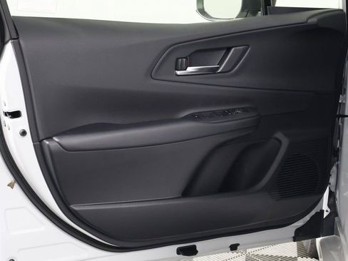 New 2026 Toyota Prius XSE image 7