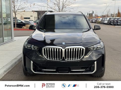 New 2026 BMW X5 xDrive50e image 10