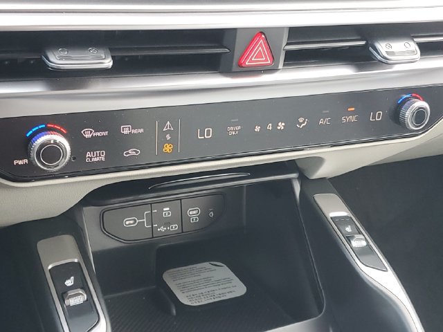 Certified 2026 Kia Sorento EX AWD/4WD image 27