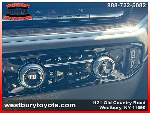 Used 2024 Chevrolet Silverado 2500 LT w/ Convenience Package AWD/4WD image 31