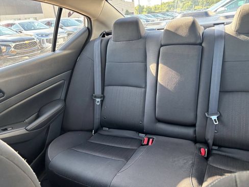 Used 2025 Nissan Altima 2.5 SV FWD image 38