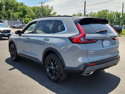 Used 2025 Honda CR-V Sport image 4