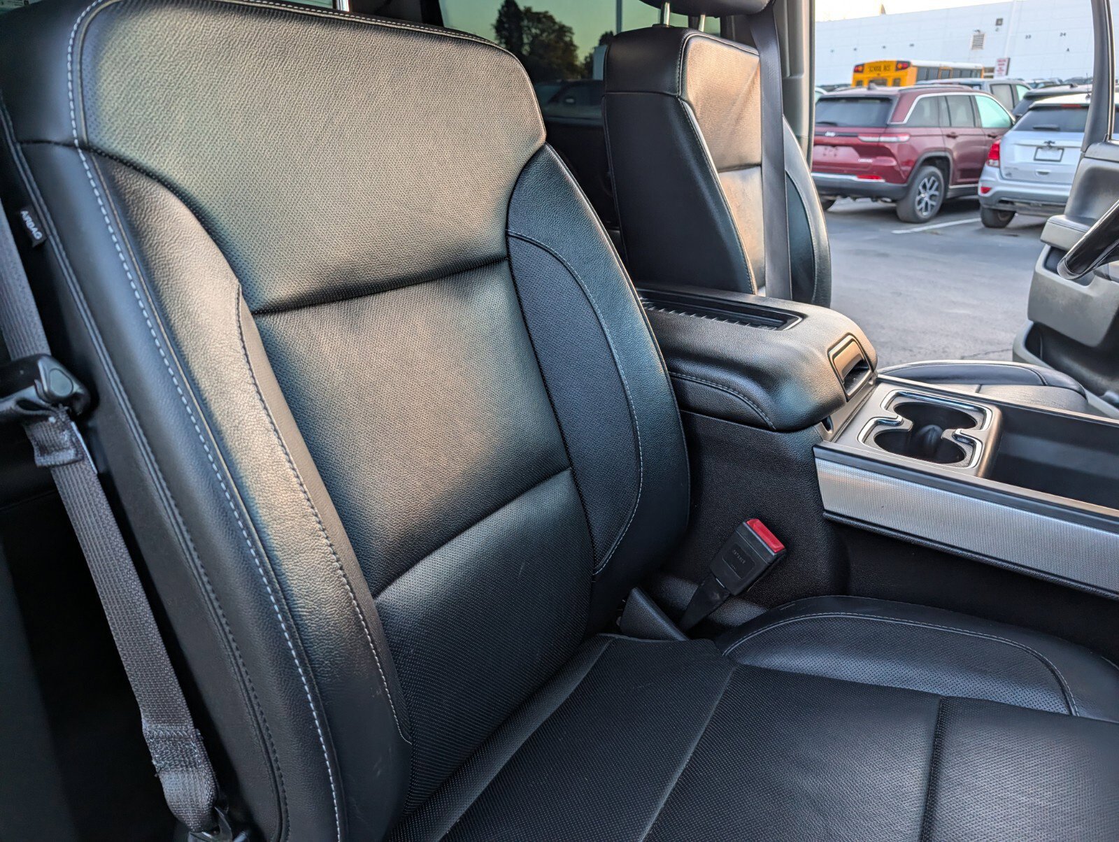 Used 2018 Chevrolet Silverado 1500 LTZ Z71 w/ Centennial Edition AWD/4WD image 27