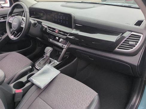 New 2026 Kia Seltos S image 41