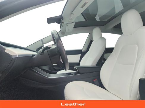Used 2018 Tesla Model 3 Long Range image 11