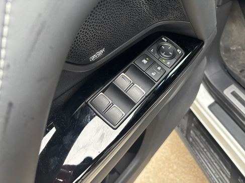 Used 2024 Lexus LX 600 F Sport AWD/4WD image 15