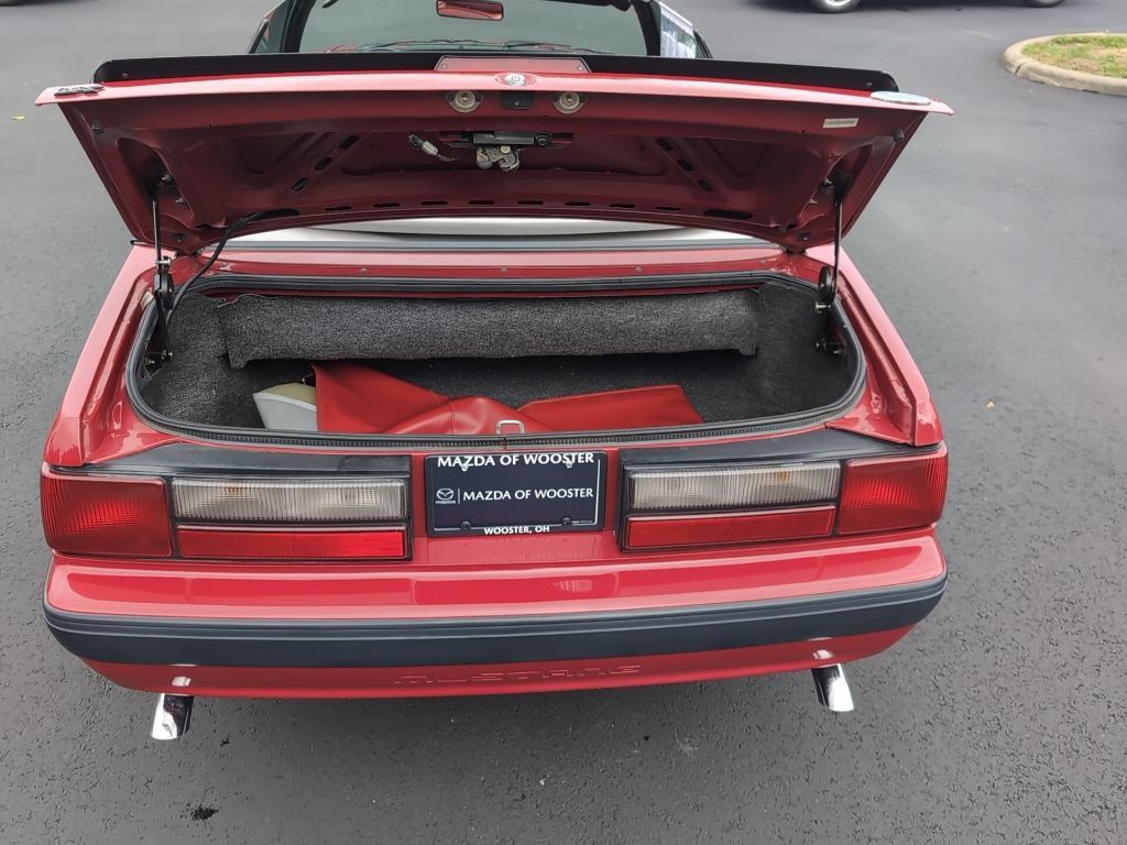 Used 1991 Ford Mustang LX RWD image 11