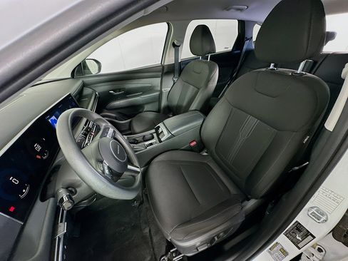 Used 2025 Hyundai Tucson SEL FWD image 13