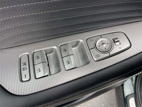 Used 2023 Hyundai Palisade Calligraphy image 16