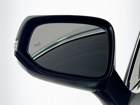 Certified 2023 Toyota RAV4 XLE Premium FWD image 5