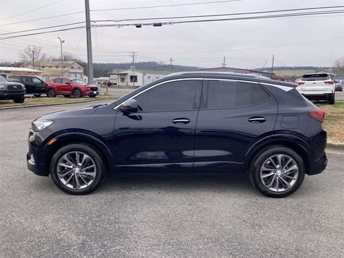 Used 2020 Buick Encore GX Essence w/ Experience Buick Package image 7