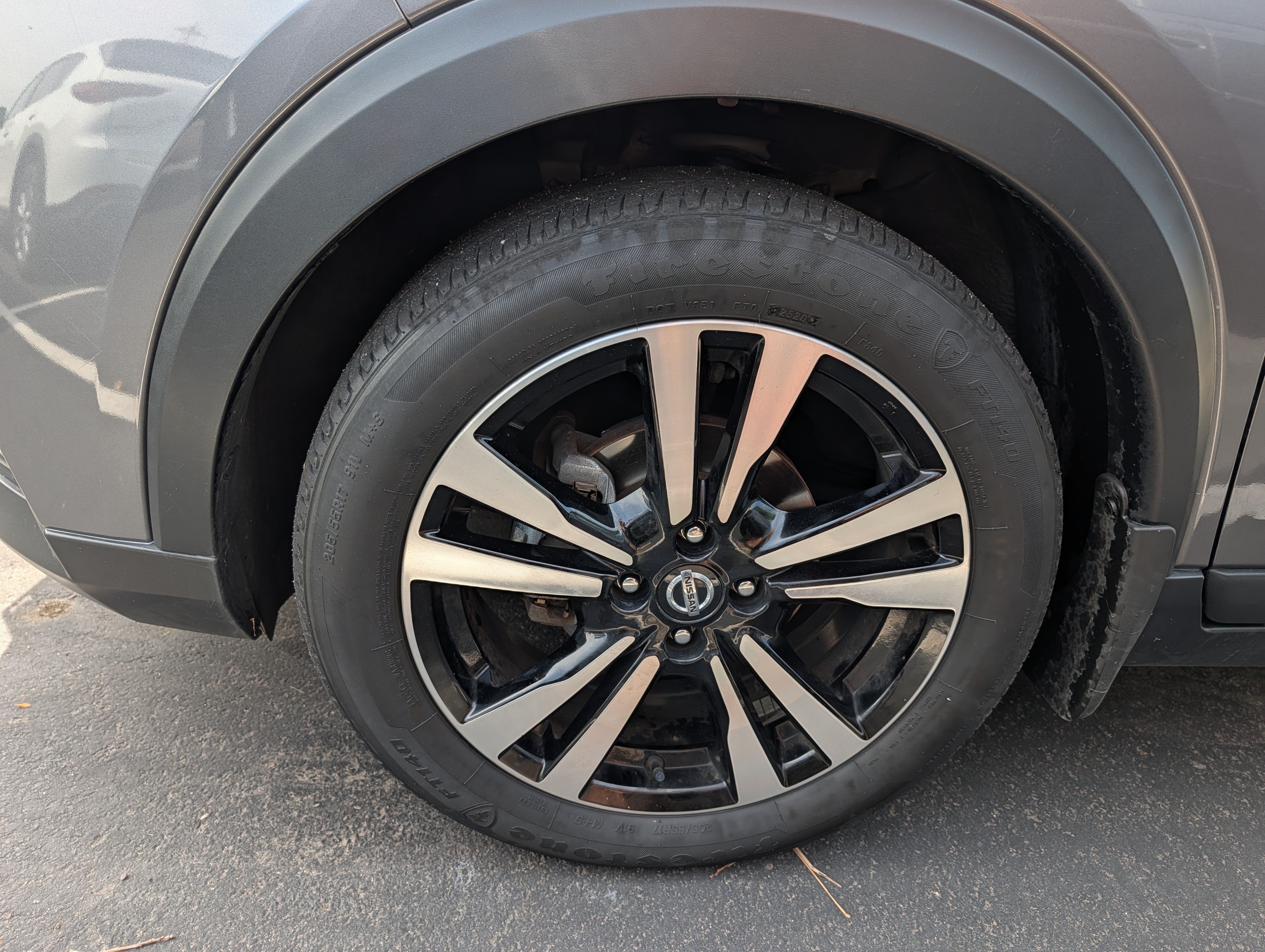 Used 2020 Nissan Kicks SR w/ SR Premium Package FWD image 15