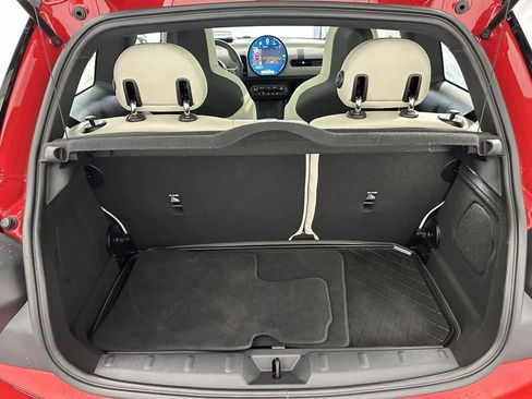 Certified 2025 MINI Cooper 2-Door Hardtop image 5