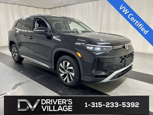 Certified 2026 Volkswagen Tiguan S AWD/4WD image 1