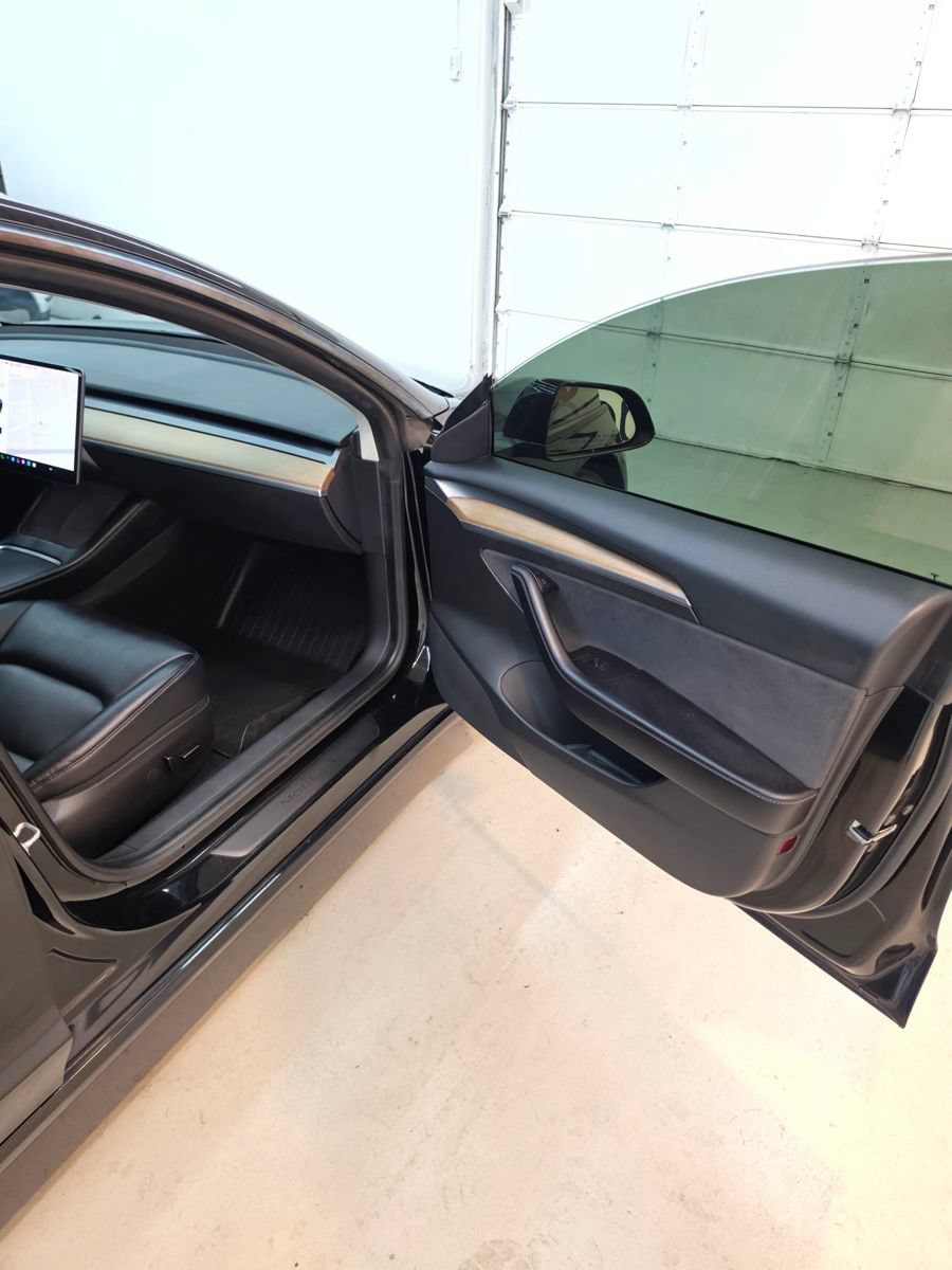 Used 2022 Tesla Model 3 RWD image 22