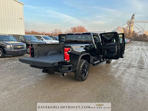Used 2025 Chevrolet Silverado 2500 LT w/ Trail Boss Package image 14