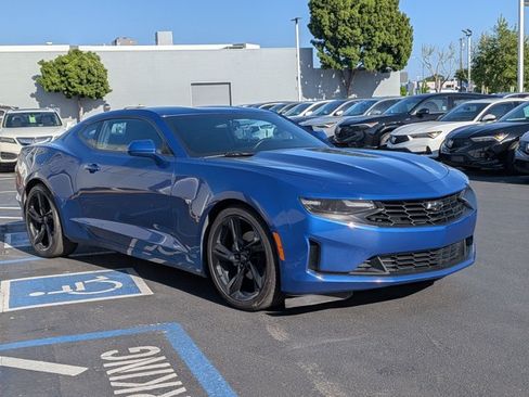Used 2023 Chevrolet Camaro LT RWD image 3