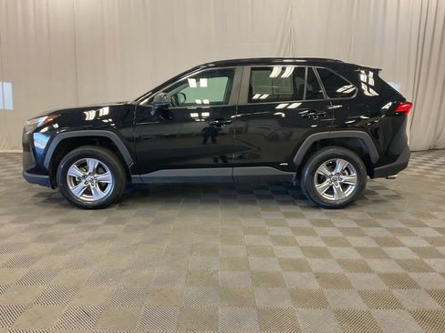 Used 2023 Toyota RAV4 LE AWD/4WD image 15
