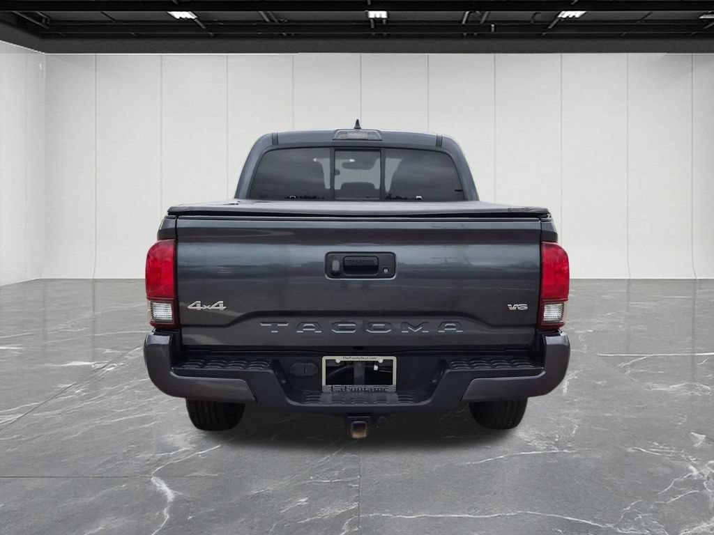 Used 2020 Toyota Tacoma SR AWD/4WD image 4