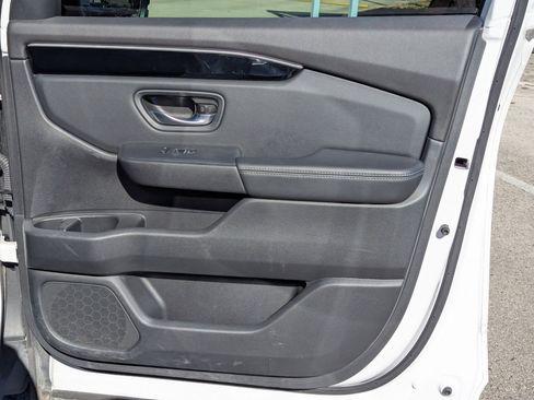 Used 2024 Honda Pilot EX-L image 28