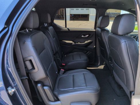 Used 2023 Chevrolet Traverse LT AWD/4WD image 27