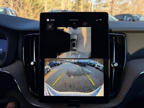 New 2026 Volvo XC60 B5 Plus w/ Protection Package Premier image 22
