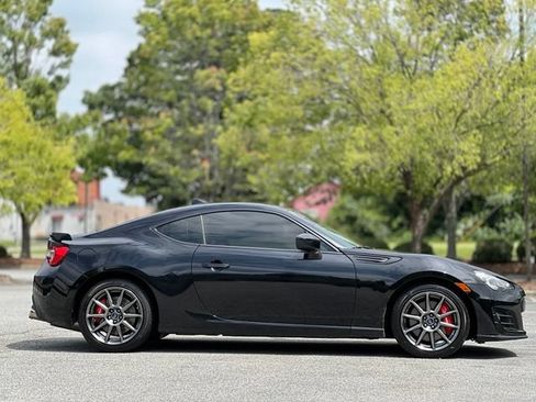 Used 2017 Subaru BRZ Limited w/ Performance Package RWD image 4
