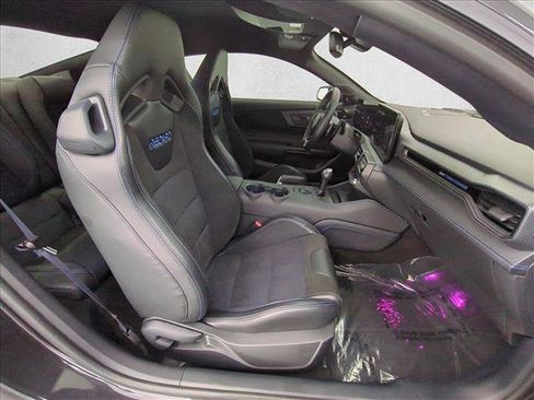 Used 2024 Ford Mustang Dark Horse RWD image 23